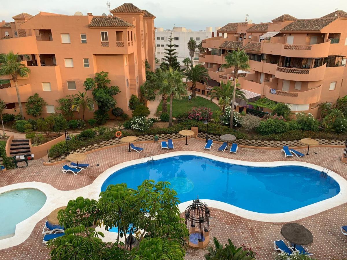 Apartementos Almerimar Golf Luaran gambar