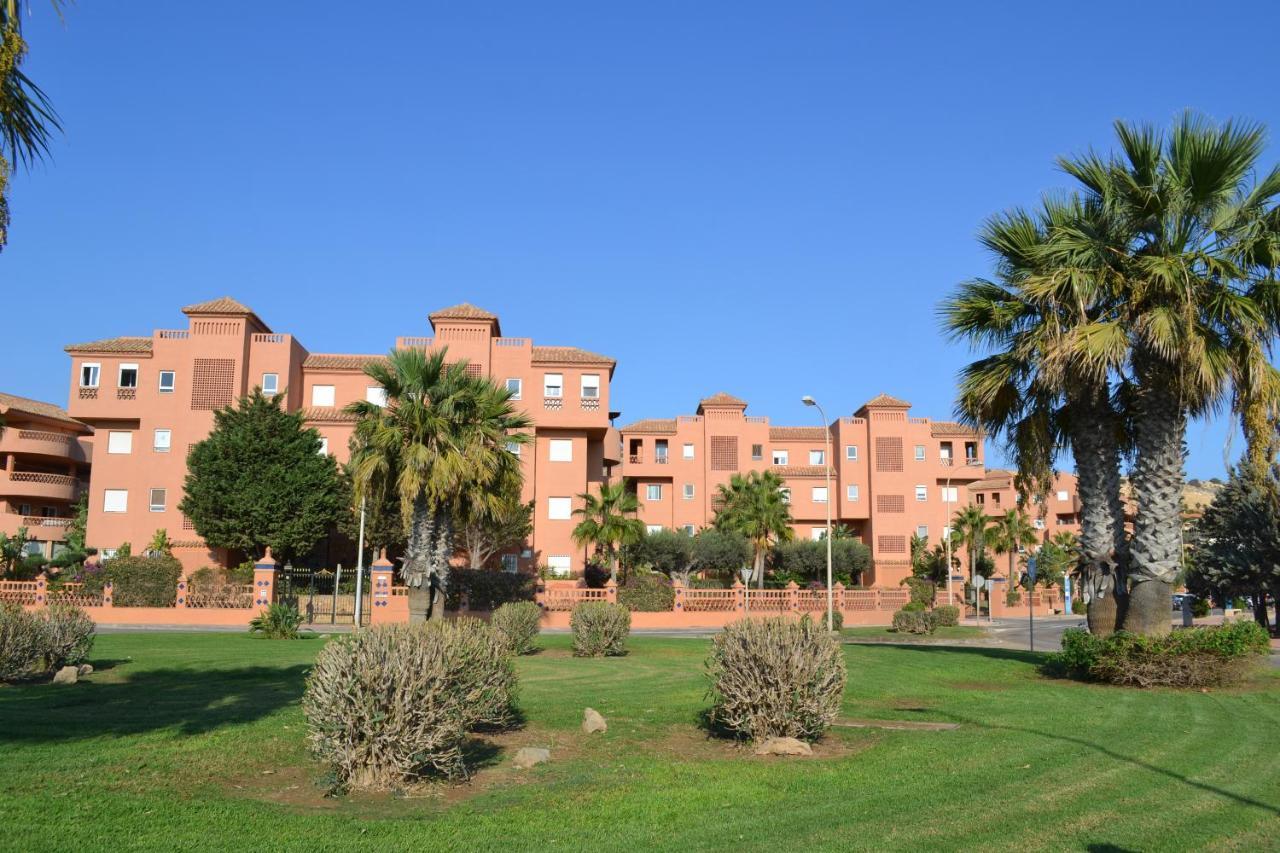 Apartementos Almerimar Golf Luaran gambar
