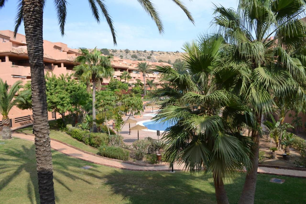 Apartementos Almerimar Golf Luaran gambar